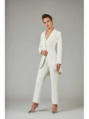 FNY 3 Teiler Hosenanzug Fashion New York bei VeRina Brautmoden in Hille Rothenuffeln Blazer Hose Corsage