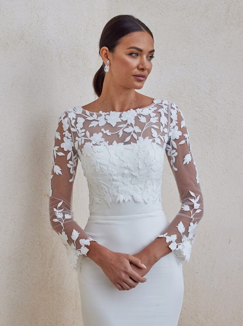 91504 Bolero Diane Legrand bei VeRina Brautmoden in Hille Rothenuffeln matte Spitze lange Ärmel hochgeschlossen transparent Knopfleiste